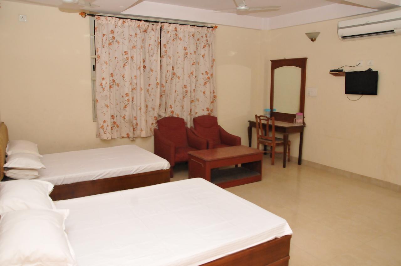 Mahalakshmi Comforts Mysore Room photo